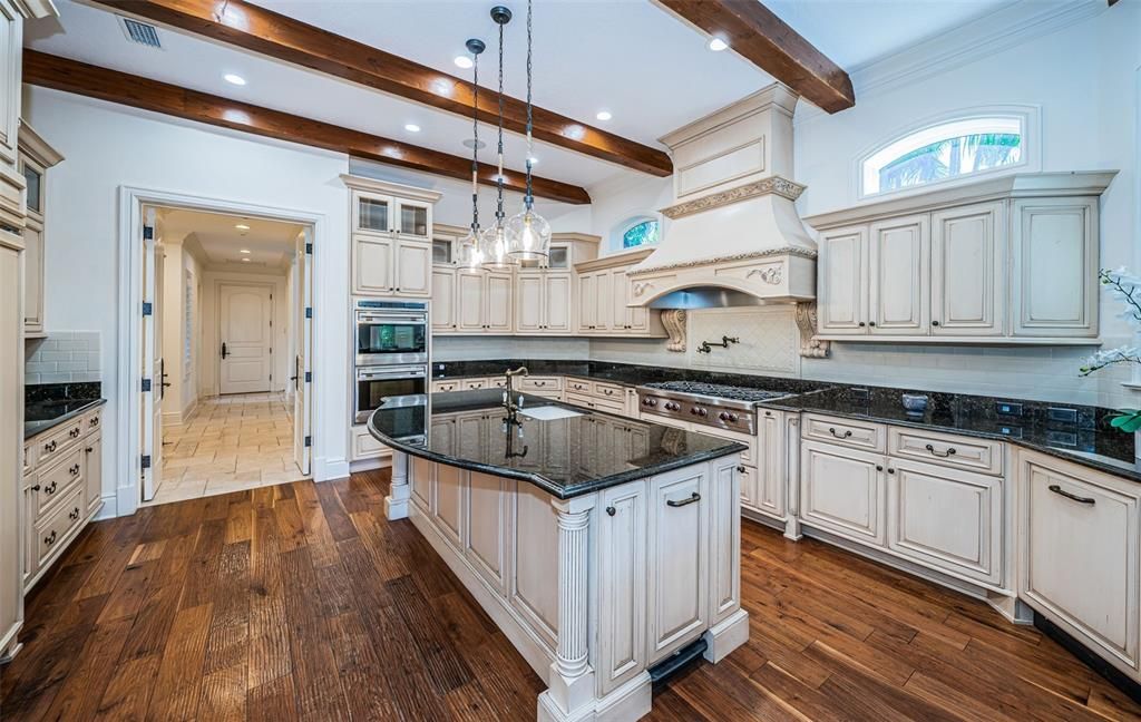 待售: $7,490,000 (5 贝兹, 5 浴室, 8068 平方英尺)