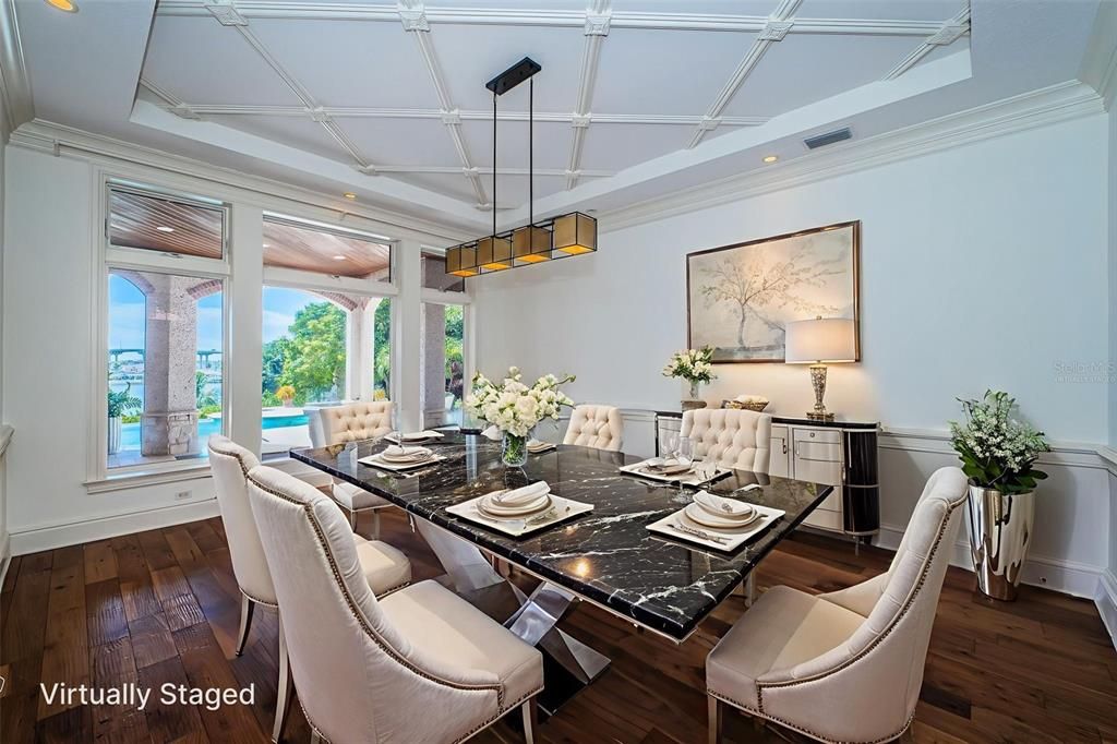 待售: $7,490,000 (5 贝兹, 5 浴室, 8068 平方英尺)