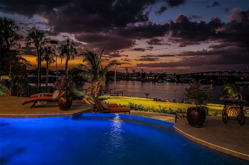 待售: $7,490,000 (5 贝兹, 5 浴室, 8068 平方英尺)