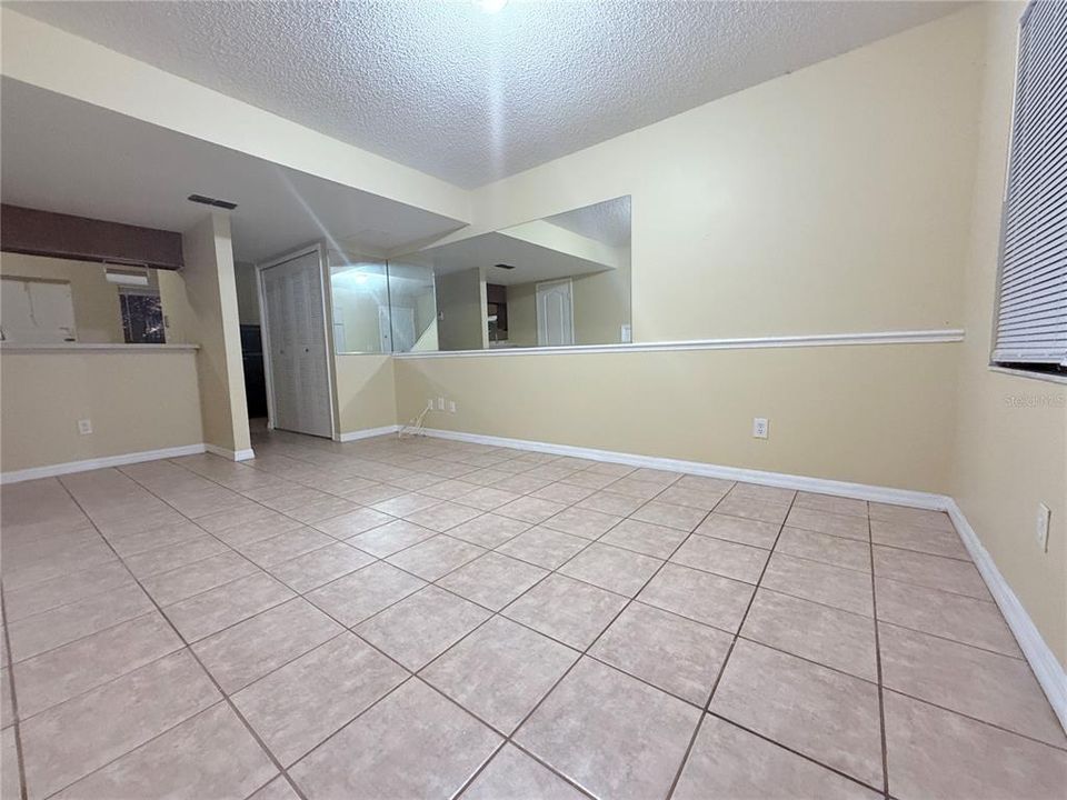 For Rent: $1,550 (2 beds, 2 baths, 930 Square Feet)