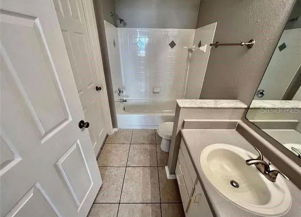 For Sale: $169,690 (1 beds, 1 baths, 574 Square Feet)