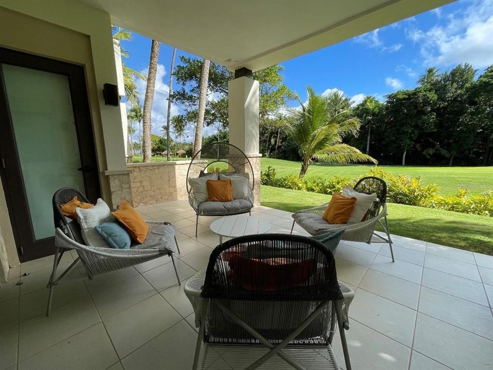 For Rent: $13,000 (2 beds, 3 baths, 1658 Square Feet)