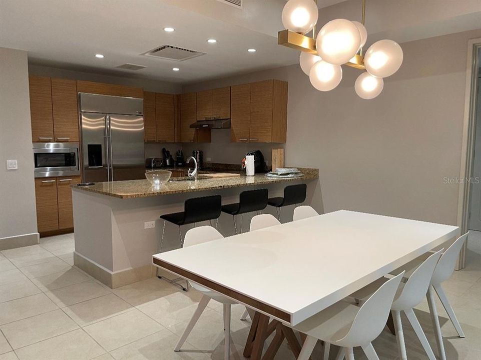 For Rent: $13,000 (2 beds, 3 baths, 1658 Square Feet)