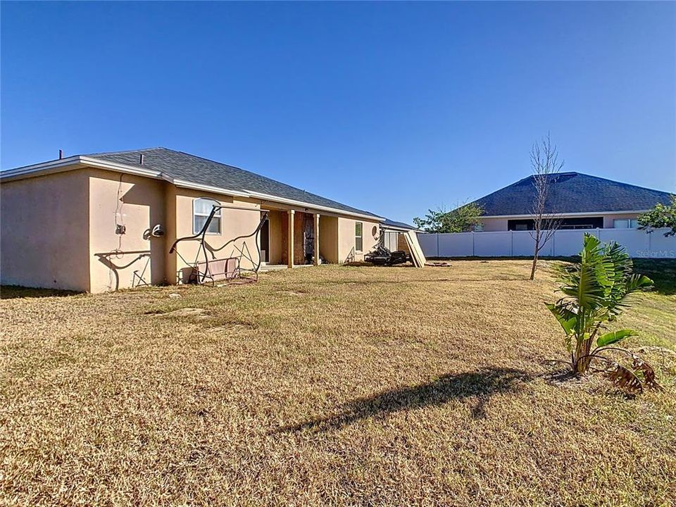 For Sale: $284,500 (3 beds, 2 baths, 1564 Square Feet)