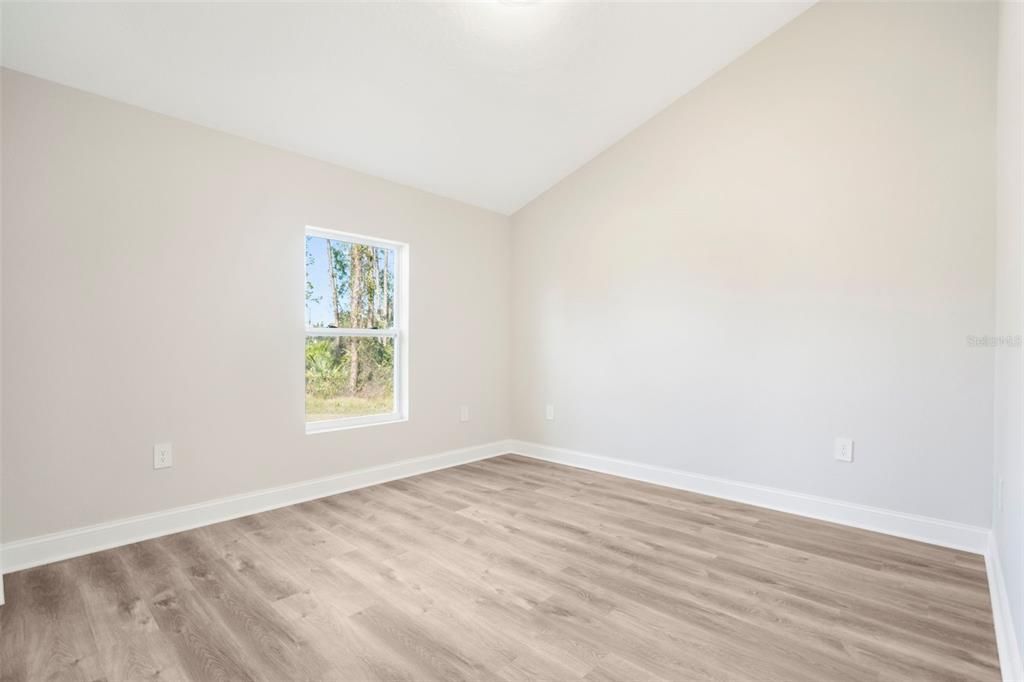 For Sale: $324,900 (3 beds, 2 baths, 1620 Square Feet)