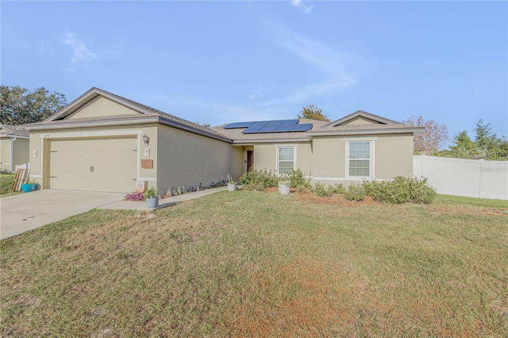 For Sale: $374,500 (3 beds, 2 baths, 1694 Square Feet)