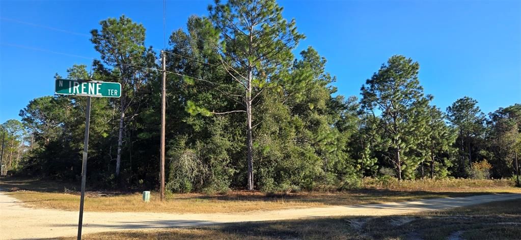 最近售出: $17,500 (0.75 acres)