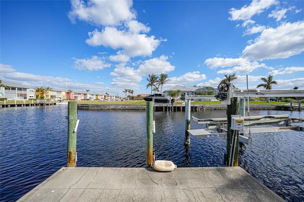 For Sale: $744,900 (3 beds, 2 baths, 1917 Square Feet)