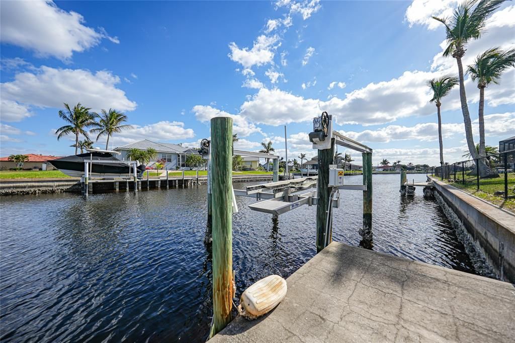 For Sale: $744,900 (3 beds, 2 baths, 1917 Square Feet)