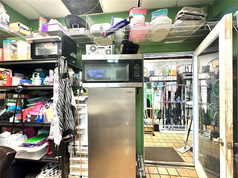 Kitchen area- All merchandise, tanks, and equipment shown in the photos are included