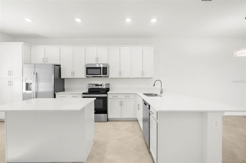 For Rent: $1,995 (2 beds, 2 baths, 1120 Square Feet)