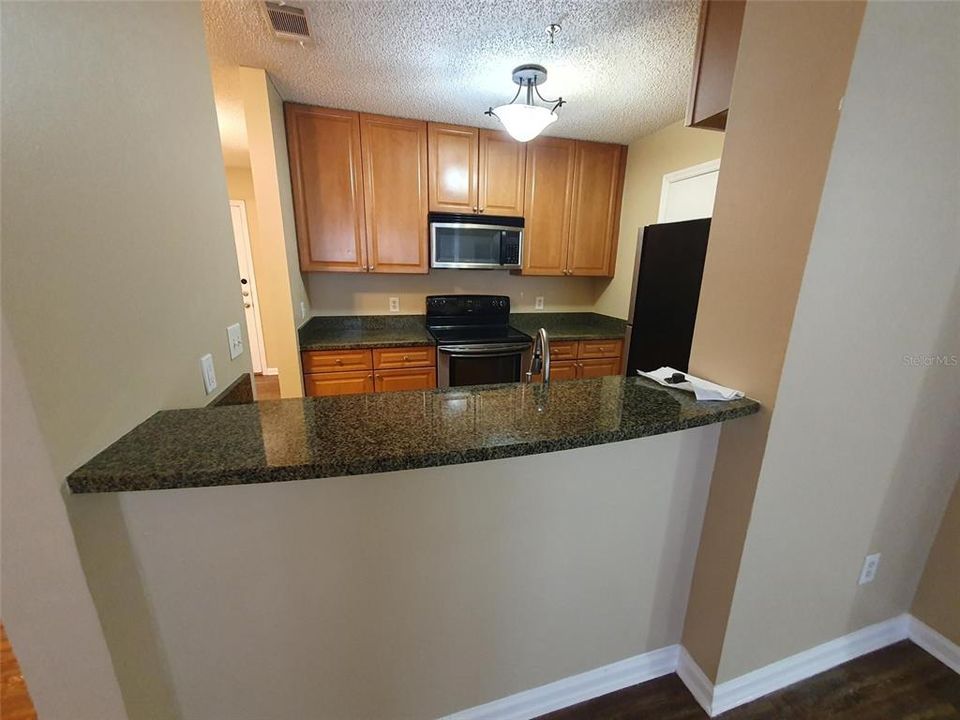 For Rent: $1,900 (2 beds, 2 baths, 1182 Square Feet)