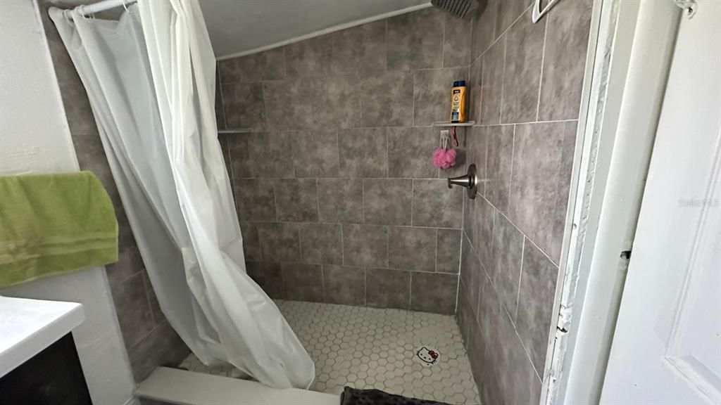 En Venta: $169,000 (3 camas, 1 baños, 500 Pies cuadrados)