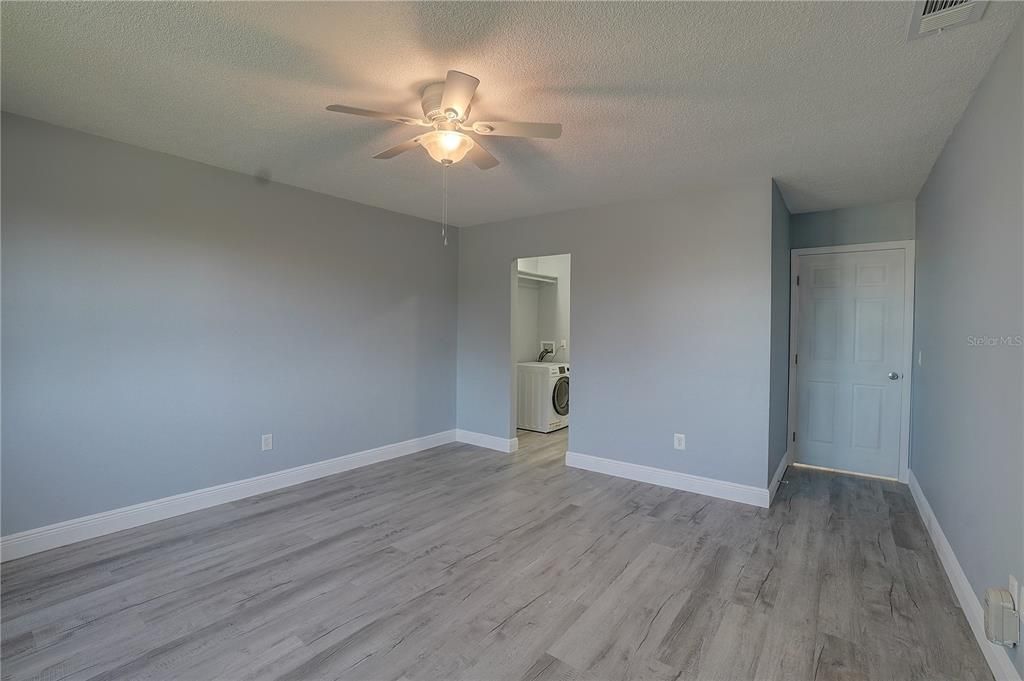 For Sale: $319,000 (2 beds, 2 baths, 1162 Square Feet)