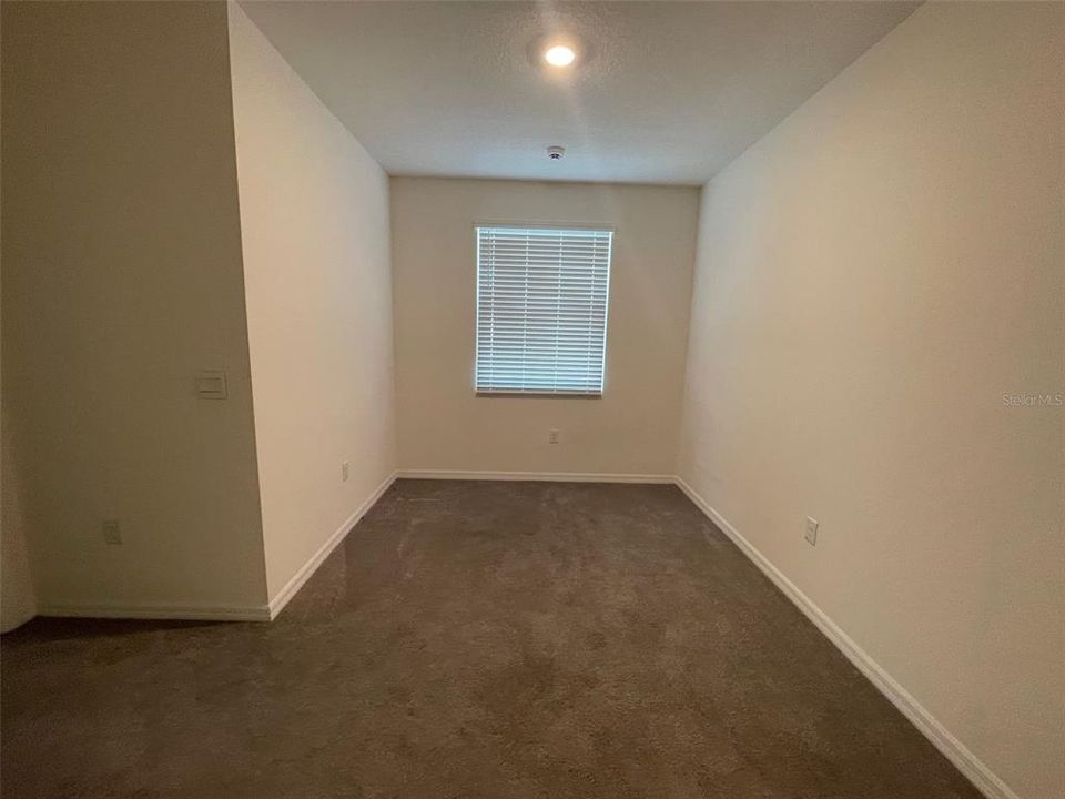 For Rent: $2,000 (3 beds, 2 baths, 1772 Square Feet)