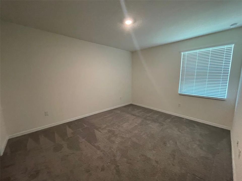 For Rent: $2,000 (3 beds, 2 baths, 1772 Square Feet)