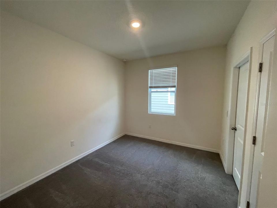 For Rent: $2,000 (3 beds, 2 baths, 1772 Square Feet)