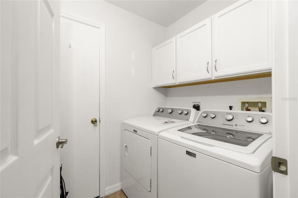 For Sale: $185,000 (2 beds, 2 baths, 1205 Square Feet)