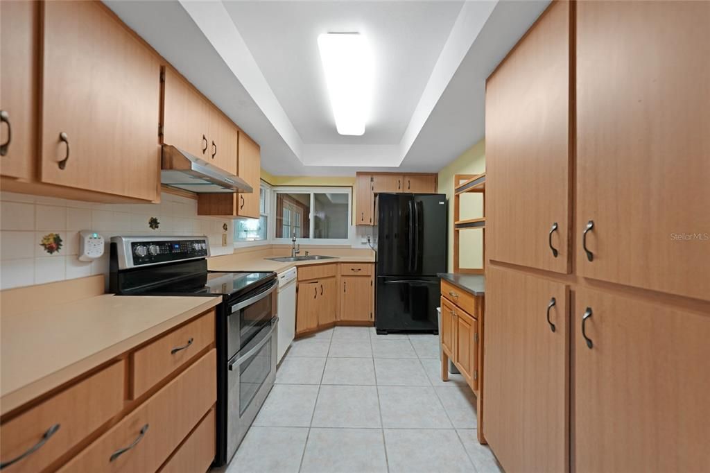 For Sale: $475,000 (3 beds, 2 baths, 1720 Square Feet)