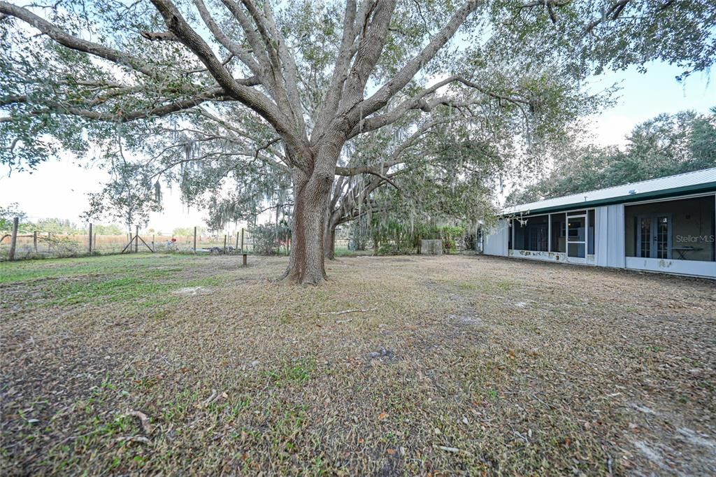 For Sale: $475,000 (3 beds, 2 baths, 1720 Square Feet)