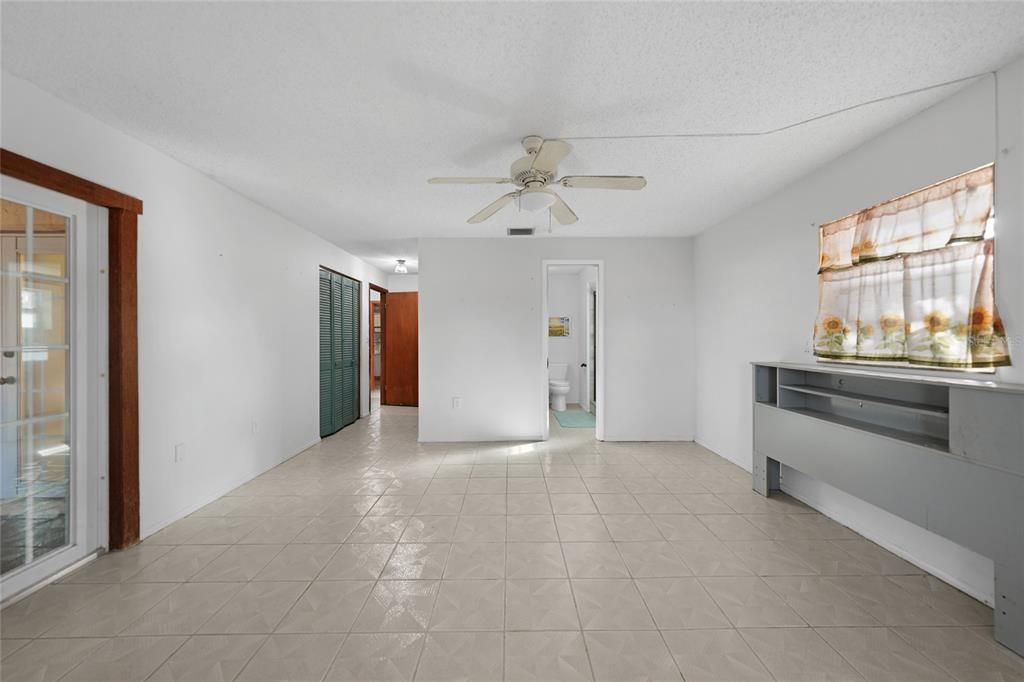 For Sale: $475,000 (3 beds, 2 baths, 1720 Square Feet)