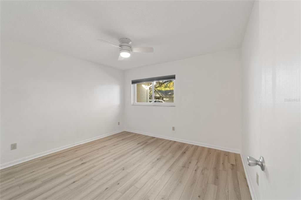 For Sale: $196,000 (2 beds, 2 baths, 1412 Square Feet)