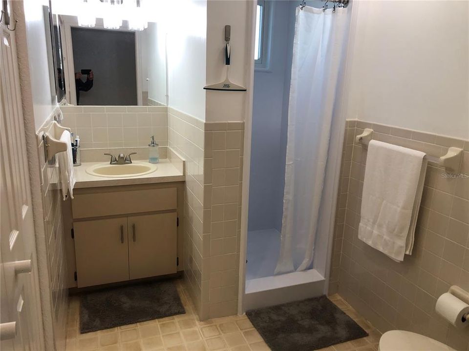 For Sale: $194,888 (2 beds, 2 baths, 1050 Square Feet)