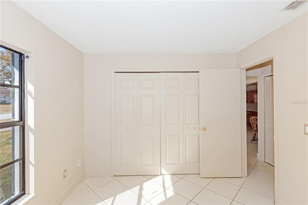 For Sale: $289,900 (3 beds, 2 baths, 1146 Square Feet)