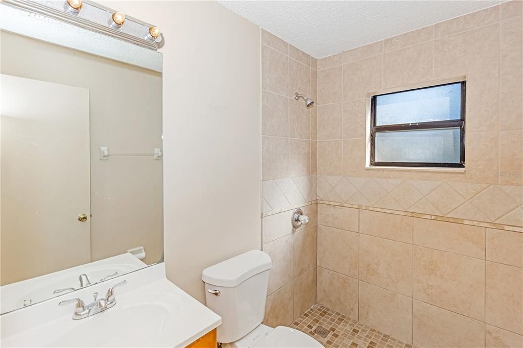 For Sale: $289,900 (3 beds, 2 baths, 1146 Square Feet)