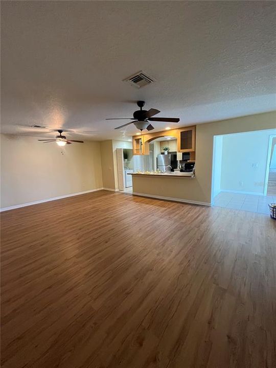 Living Dining Area