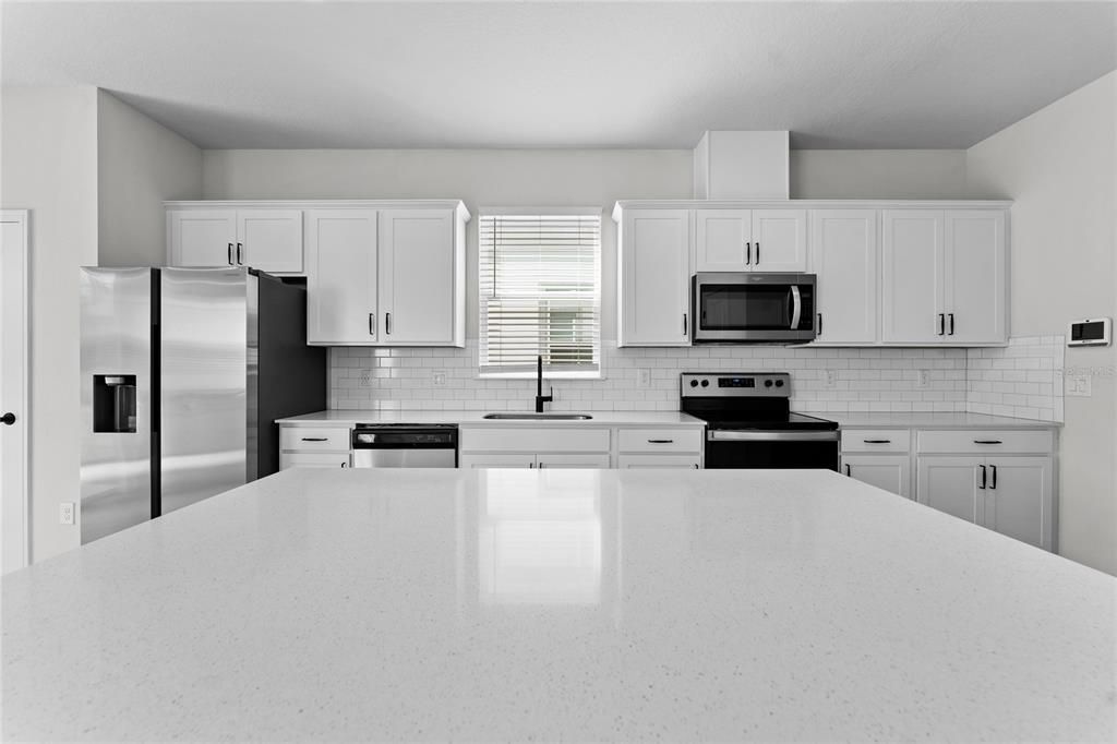 Gorgeous Quartz Kitchen Island!