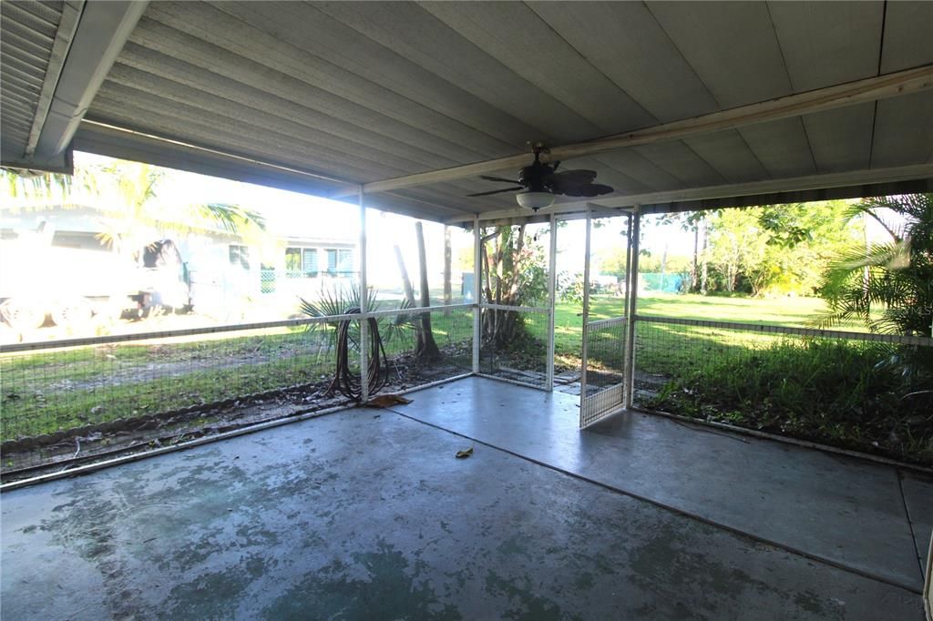 Screened-in Patio