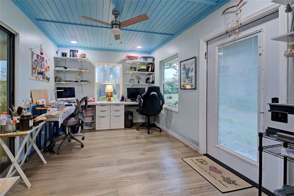 This is a great space for an office, a craft room or a home gym.