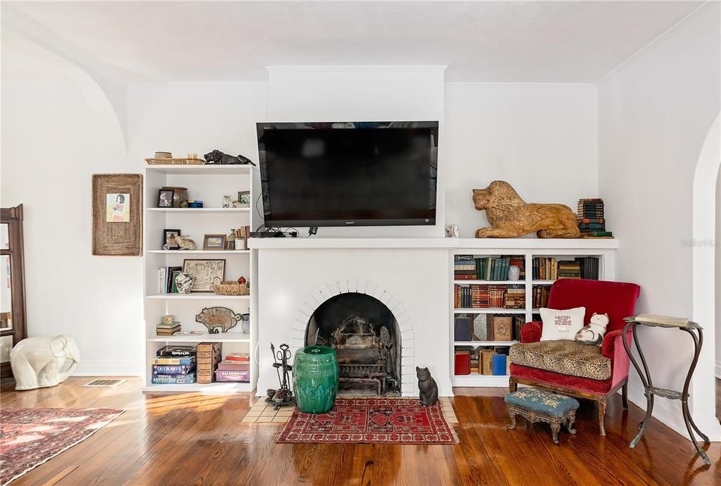 Charming living room with built ins