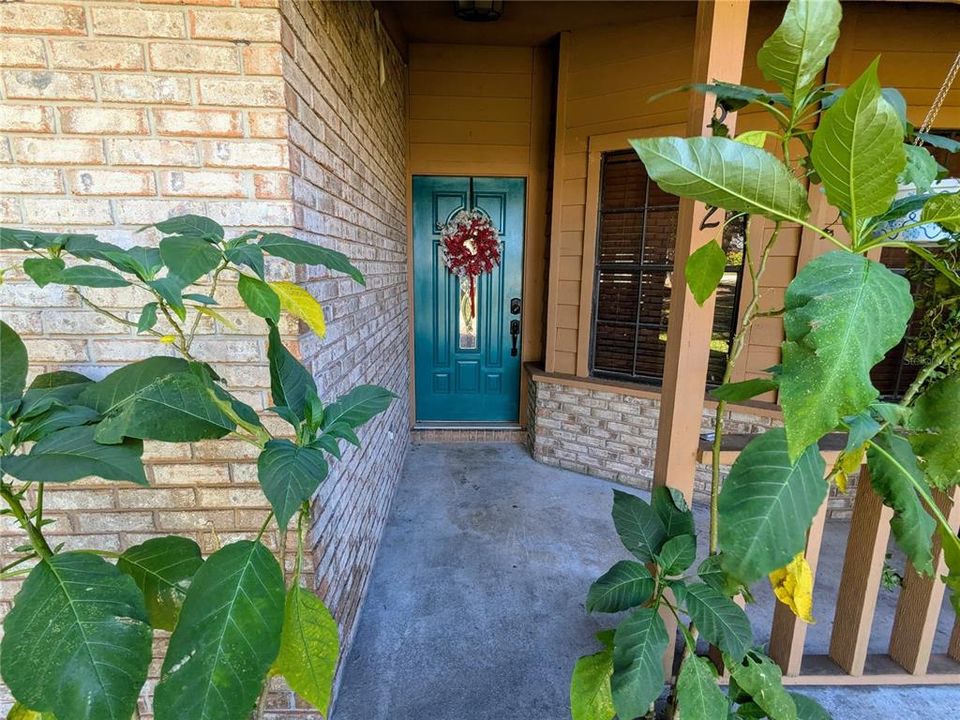 For Sale: $349,900 (3 beds, 2 baths, 1496 Square Feet)