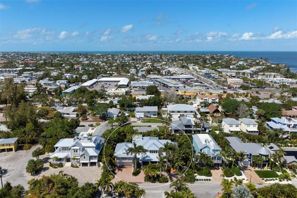 Aerial views, just 2 homes to the gulf of Mexico!