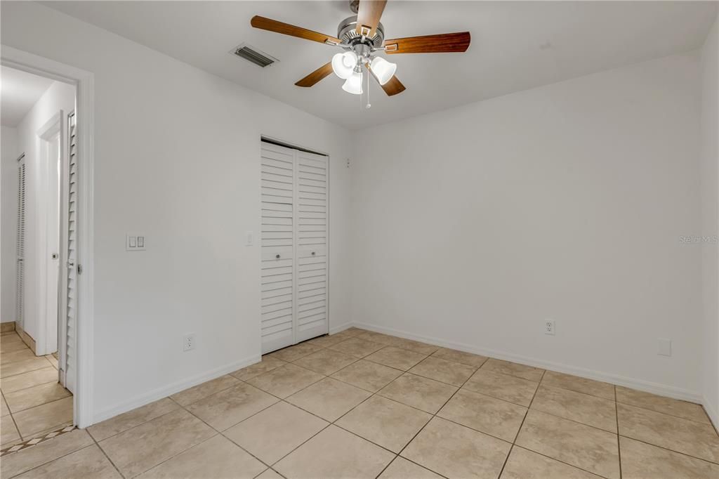 For Sale: $449,900 (3 beds, 2 baths, 1295 Square Feet)