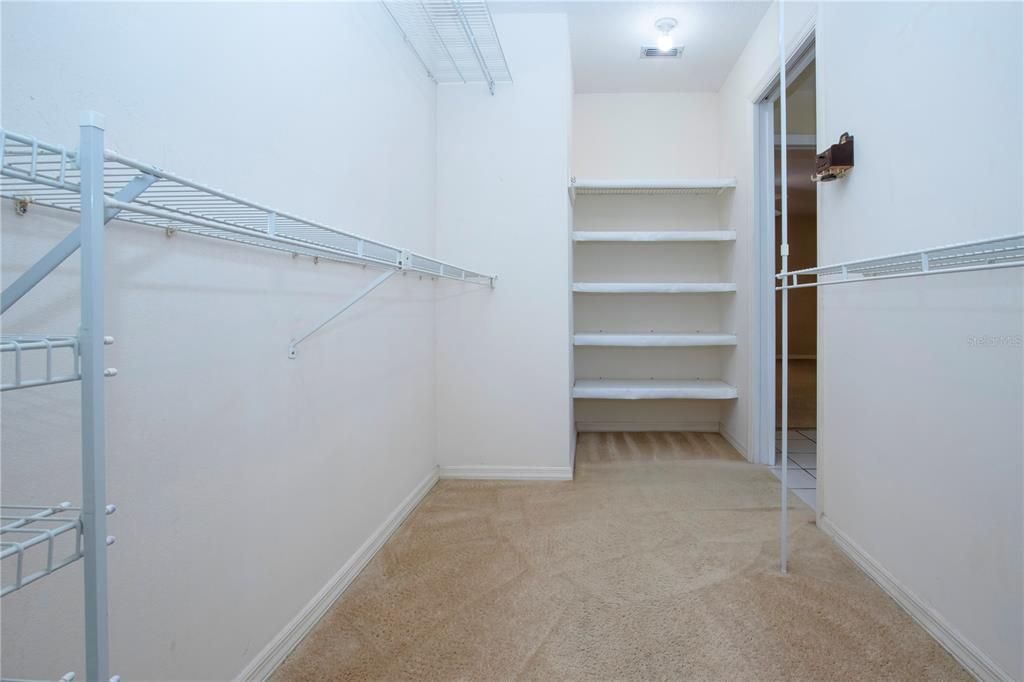 Walk-in closet