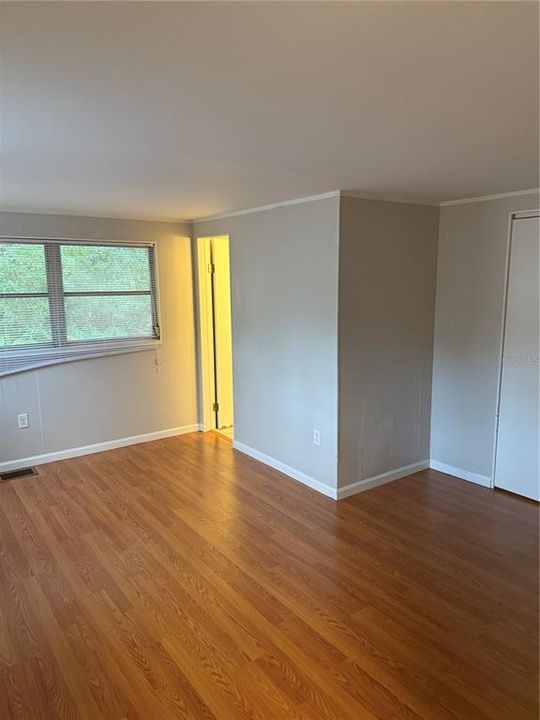 For Rent: $2,000 (3 beds, 2 baths, 1353 Square Feet)