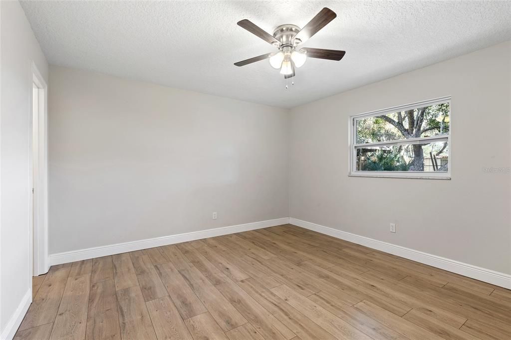 Guest bedroom 3