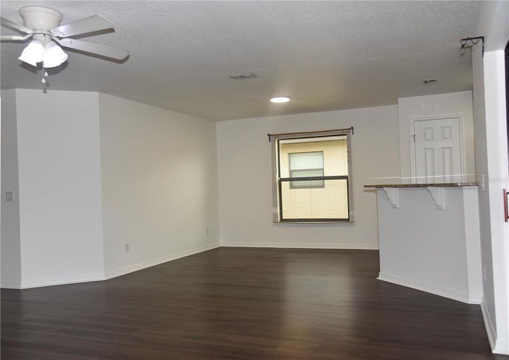 For Sale: $336,000 (3 beds, 2 baths, 1615 Square Feet)