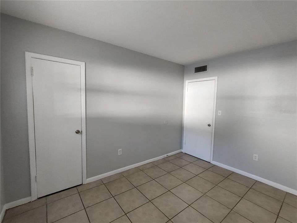 For Rent: $1,145 (2 beds, 1 baths, 816 Square Feet)