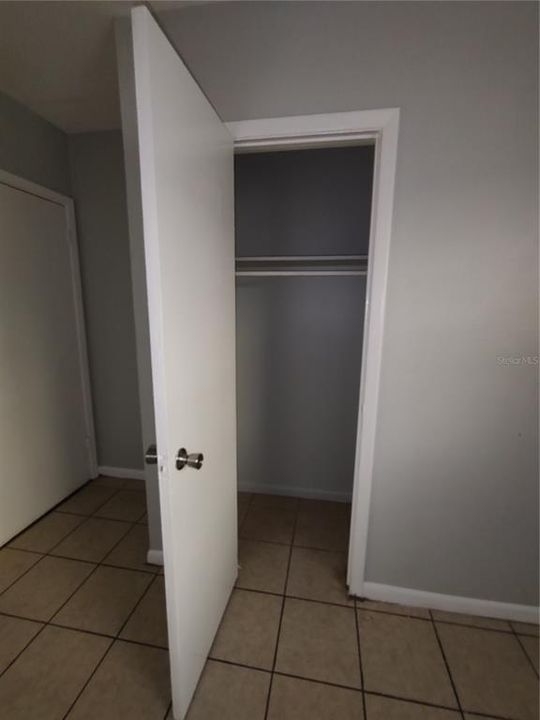 For Rent: $1,145 (2 beds, 1 baths, 816 Square Feet)