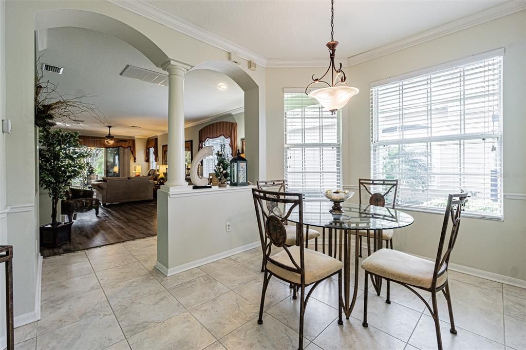 Breakfast Nook and arch