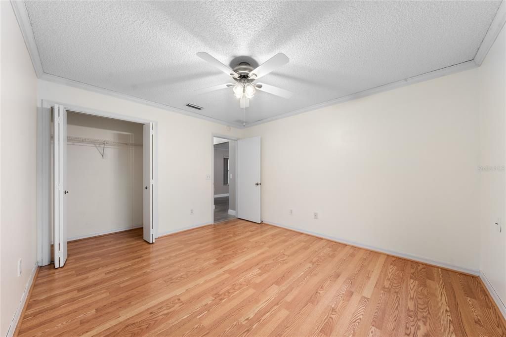 Bedroom 3 - Closet