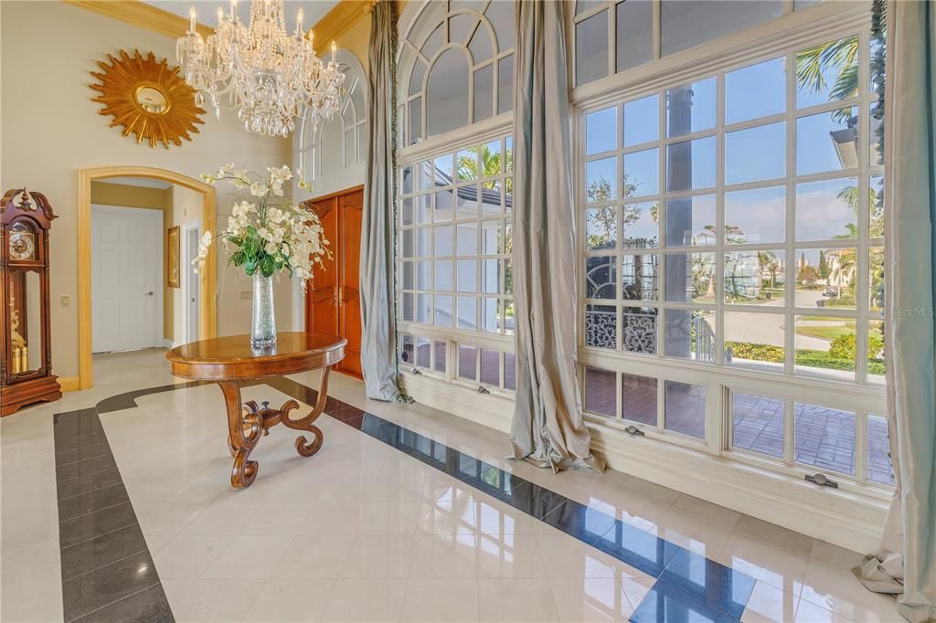 For Sale: $4,675,000 (5 beds, 4 baths, 5200 Square Feet)