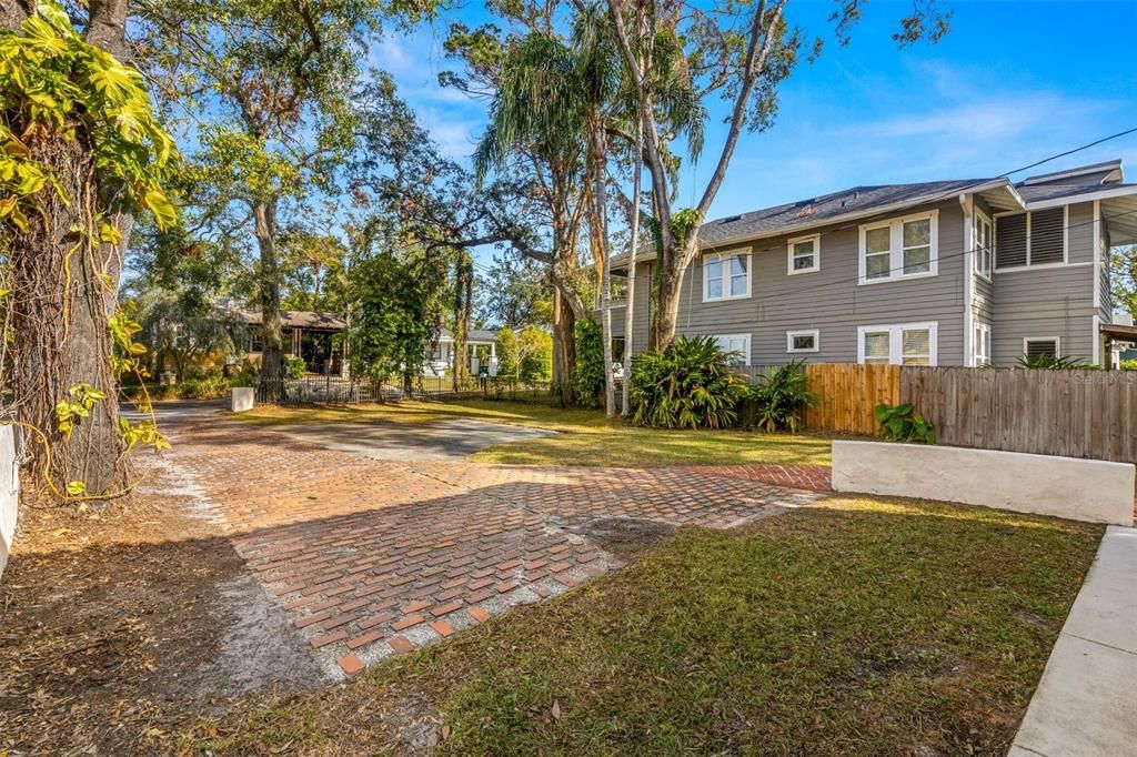 The front yard and driveway.