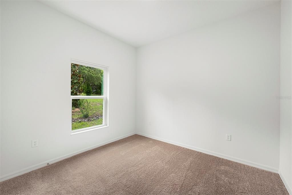 For Sale: $323,900 (3 beds, 2 baths, 1401 Square Feet)