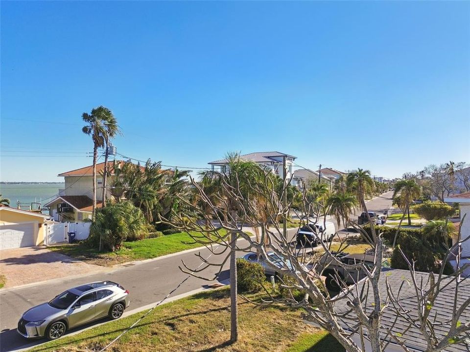 For Sale: $2,250,000 (4 beds, 3 baths, 3146 Square Feet)