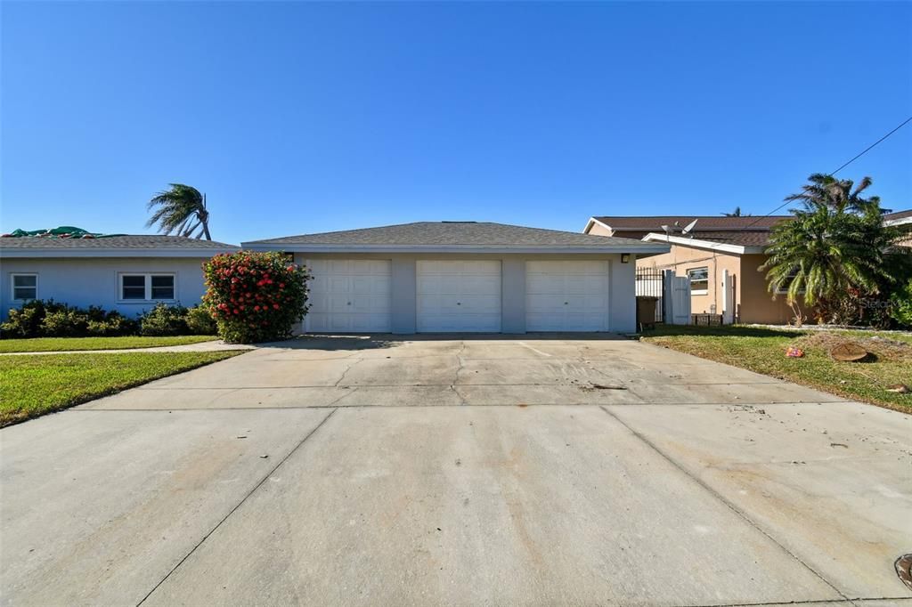 For Sale: $2,250,000 (4 beds, 3 baths, 3146 Square Feet)